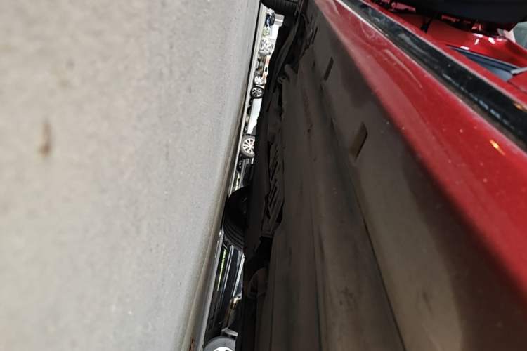 Used Infiniti Q50L 2015 2.0T Luxury Edition Left Side Sill