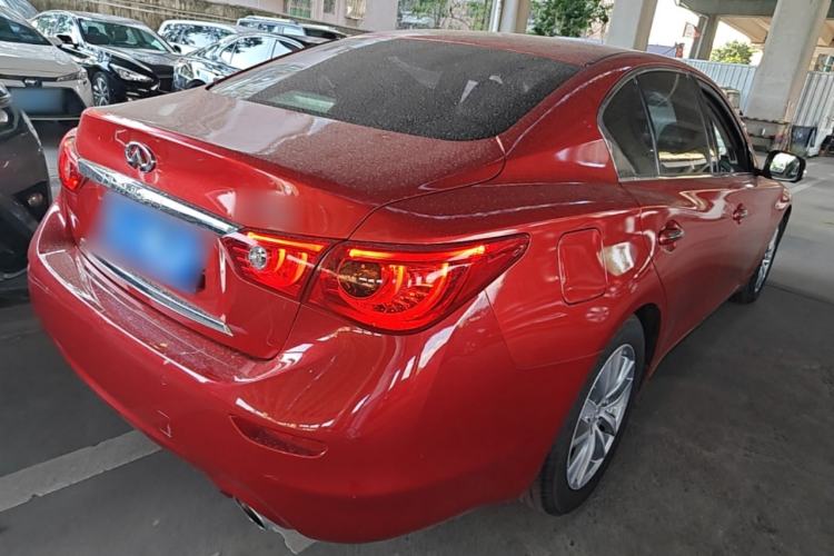 Used Infiniti Q50L 2015 2.0T Luxury Edition Rear Right 45 Deg