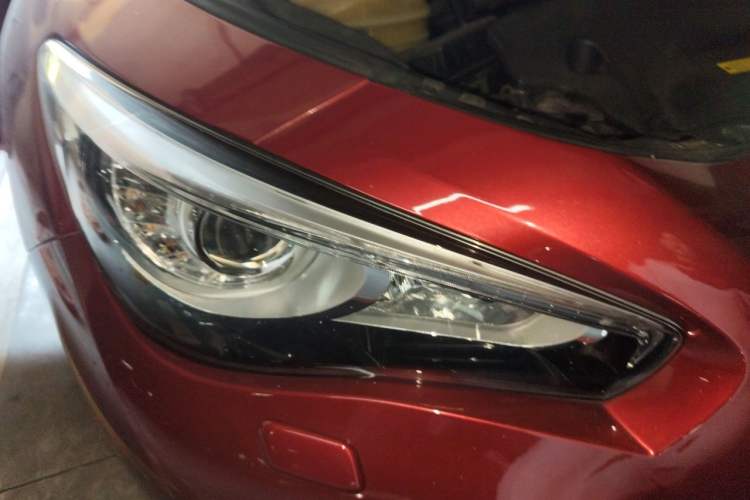 Used Infiniti Q50L 2015 2.0T Enjoyment Edition Right Front Headlight