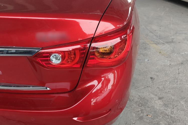 Used Infiniti Q50L 2015 2.0T Luxury Edition Right Rear Taillight