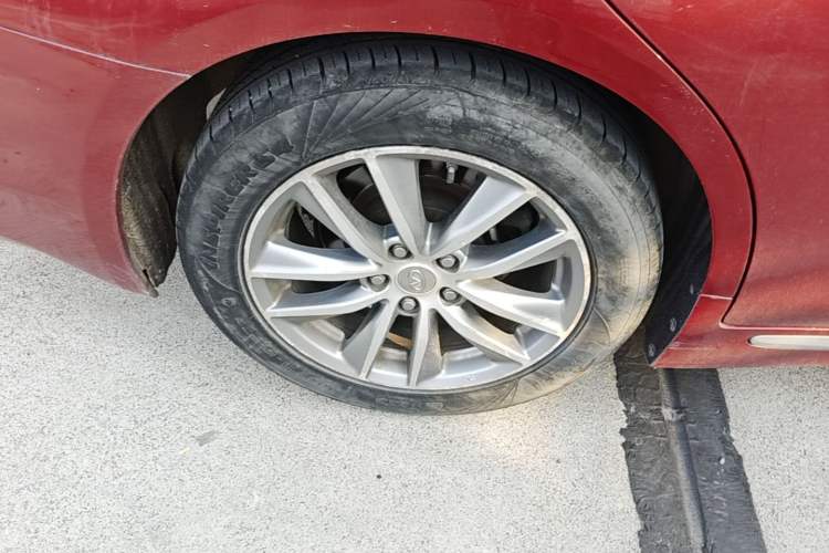 Used Infiniti Q50L 2015 2.0T Enjoyment Edition Right Rear Wheel Hub
