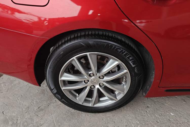 Used Infiniti Q50L 2015 2.0T Luxury Edition Right Rear Wheel Hub