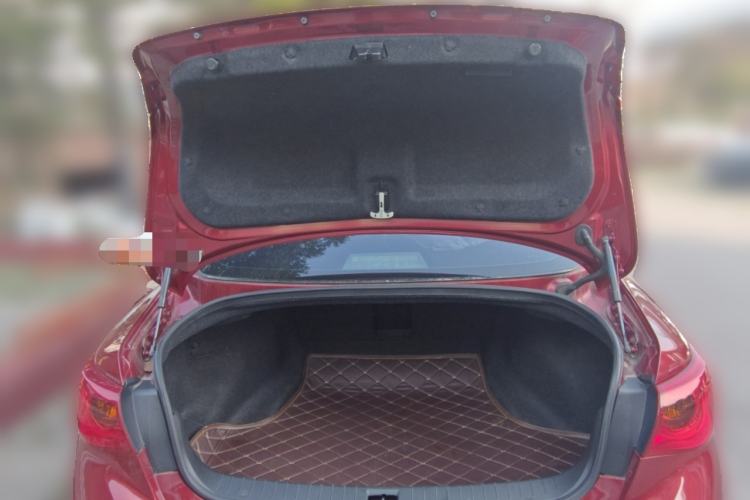 Used Infiniti Q50L 2015 2.0T Enjoyment Edition Trunk