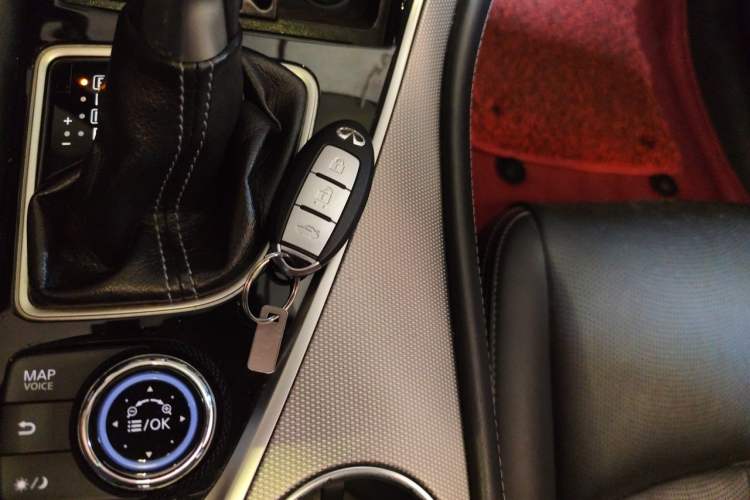 Used Infiniti Q50L 2015 2.0T Enjoyment Edition Vehicle Key