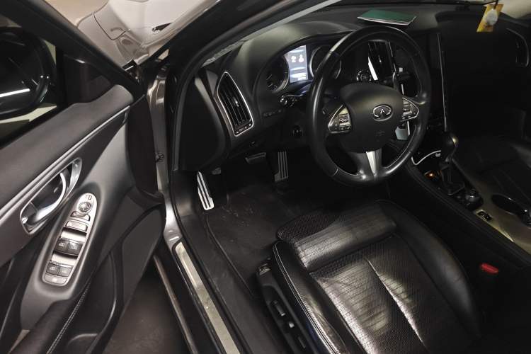 Used Infiniti Q50L 2015 2.0T Sport Edition Driver Seat