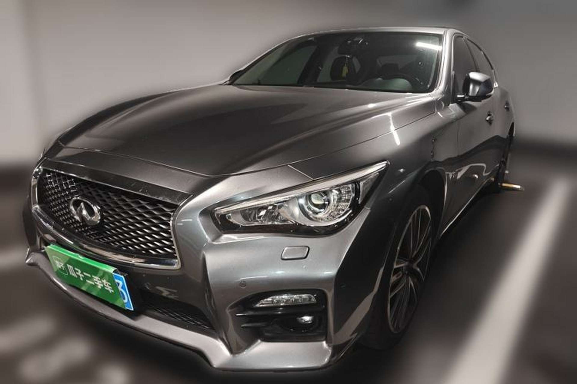 Used Infiniti Q50L 2015 2.0T Sport Edition Front Left 45 Deg