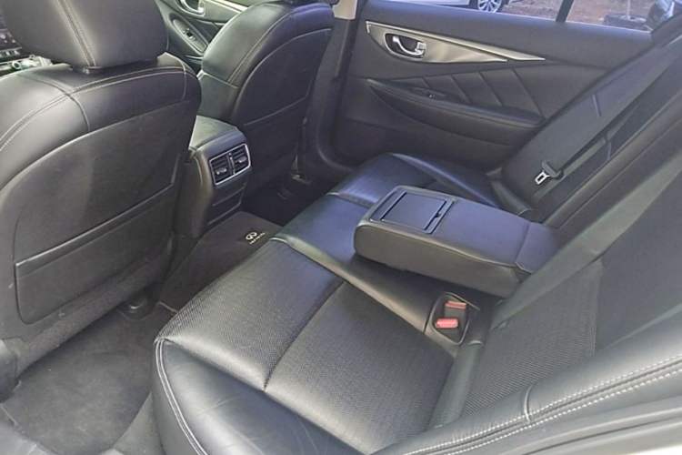 Used Infiniti Q50L 2015 2.0T Sport Edition Left Rear Seat