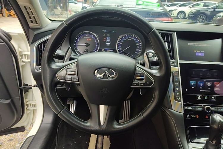 Used Infiniti Q50L 2015 2.0T Sport Edition Steering Wheel