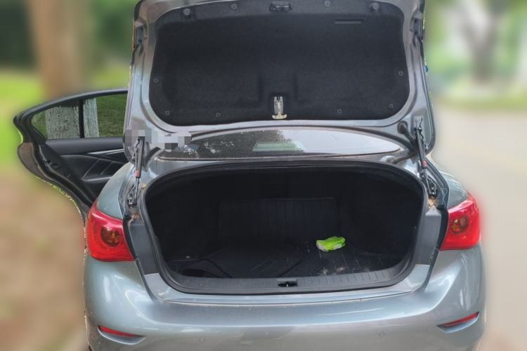 Used Infiniti Q50L 2015 2.0T Comfort Edition Trunk