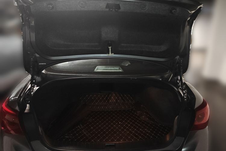 Used Infiniti Q50L 2015 2.0T Sport Edition Trunk