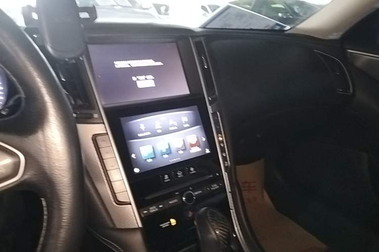 Used Infiniti Q50L 2015 2.0T Enjoyment Edition Audio And AC Panel