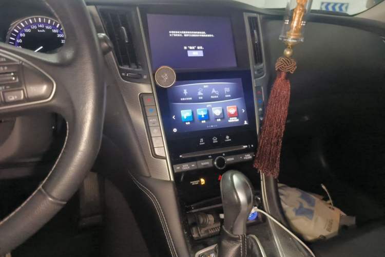 Used Infiniti Q50L 2015 2.0T Enjoyment Edition Audio And AC Panel