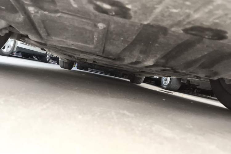Used Infiniti Q50L 2015 2.0T Enjoyment Edition Chassis Front