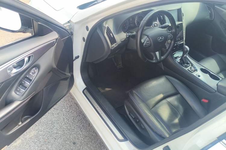 Used Infiniti Q50L 2015 2.0T Enjoyment Edition Driver Seat