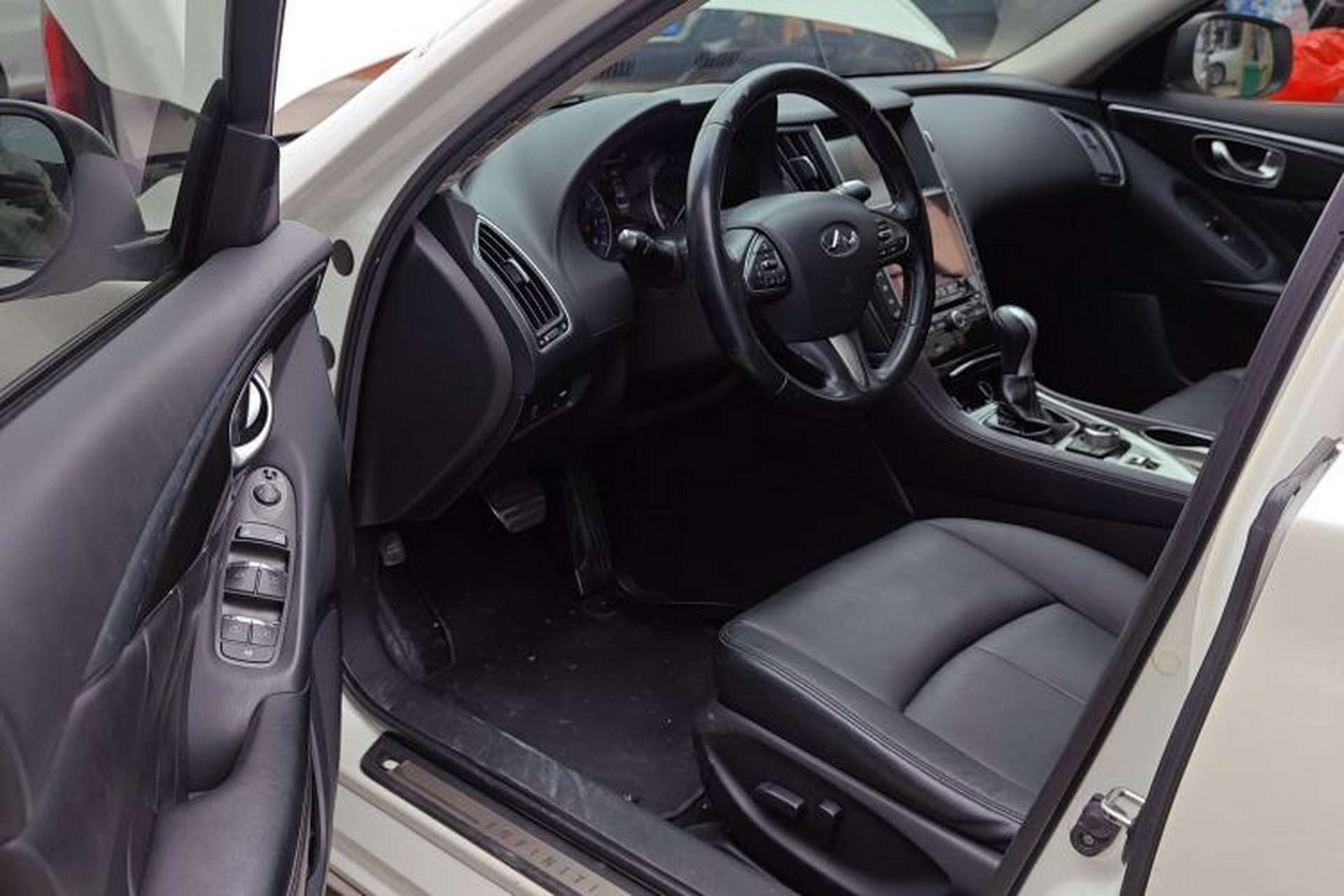 Used Infiniti Q50L 2015 2.0T Comfort Edition Driver Seat