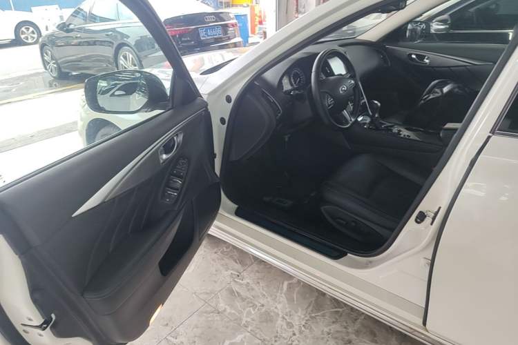 Used Infiniti Q50L 2015 2.0T Enjoyment Edition Driver Seat