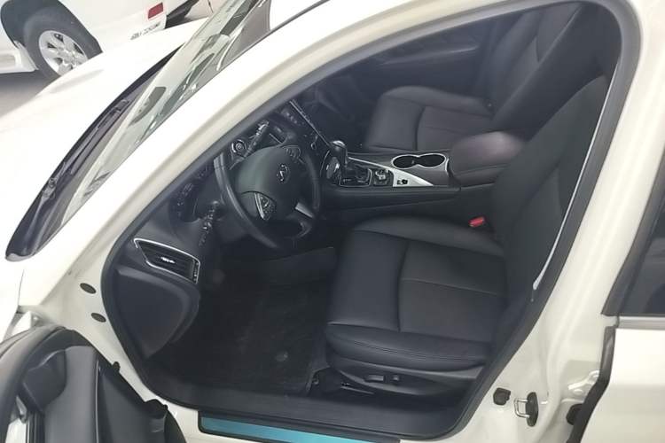 Used Infiniti Q50L 2015 2.0T Comfort Edition Driver Seat