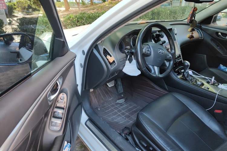 Used Infiniti Q50L 2015 2.0T Enjoyment Edition Driver Seat