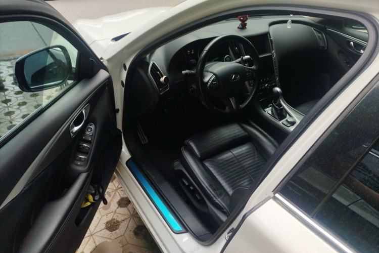 Used Infiniti Q50L 2015 2.0T Sport Edition Driver Seat