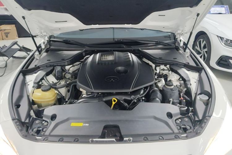 Used Infiniti Q50L 2015 2.0T Comfort Edition Engine Bay