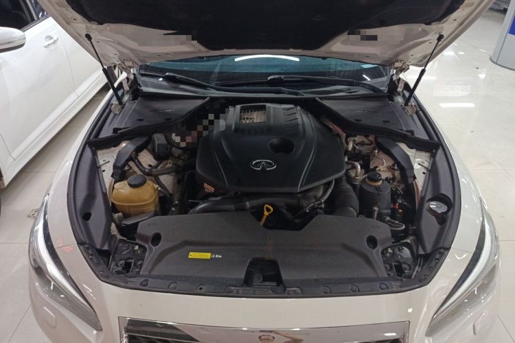 Used Infiniti Q50L 2015 2.0T Luxury Edition Engine Bay