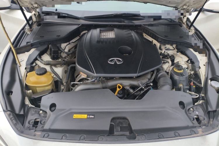 Used Infiniti Q50L 2015 2.0T Comfort Edition Engine Bay