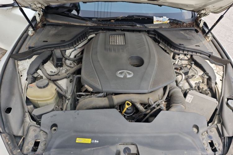 Used Infiniti Q50L 2015 2.0T Sport Edition Engine Bay