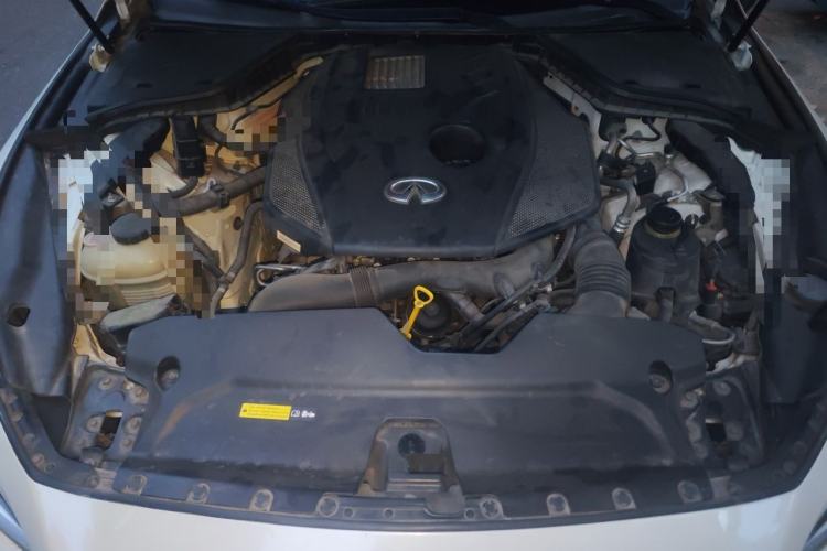Used Infiniti Q50L 2015 2.0T Luxury Edition Engine Bay