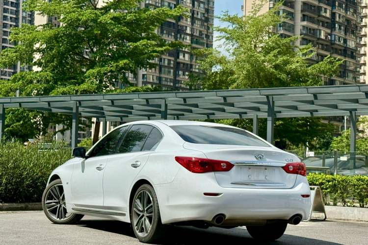 Used Infiniti Q50L 2015 2.0T Sport Edition Exterior 2