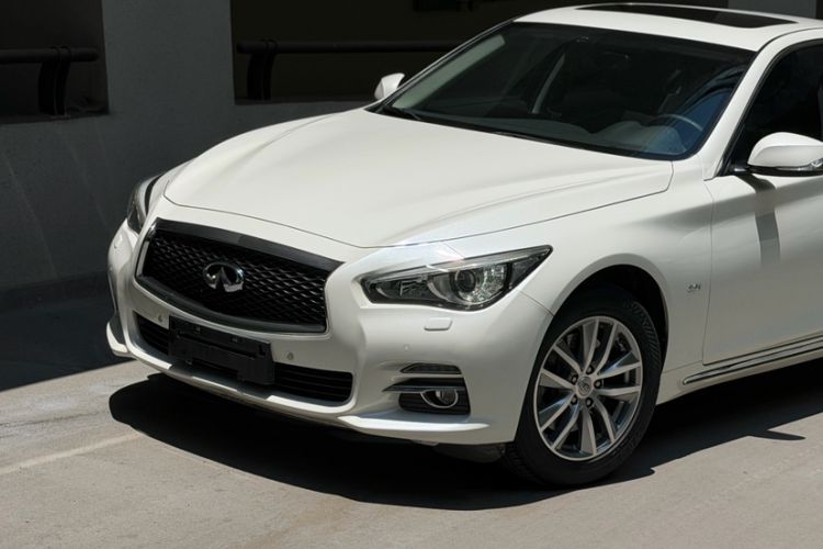 Used Infiniti Q50L 2015 2.0T Enjoyment Edition Exterior 4