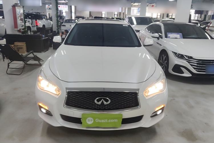 Used Infiniti Q50L 2015 2.0T Comfort Edition Front
