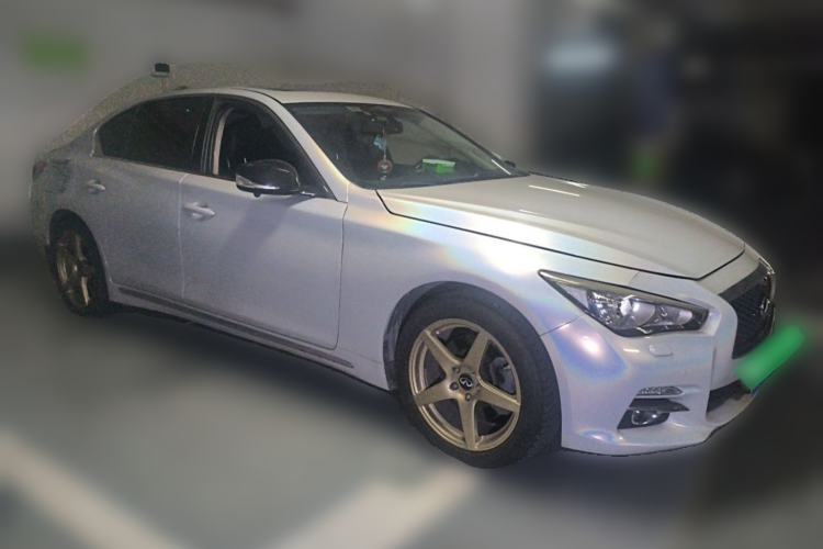 Used Infiniti Q50L 2015 2.0T Enjoyment Edition Front Right 45 Deg