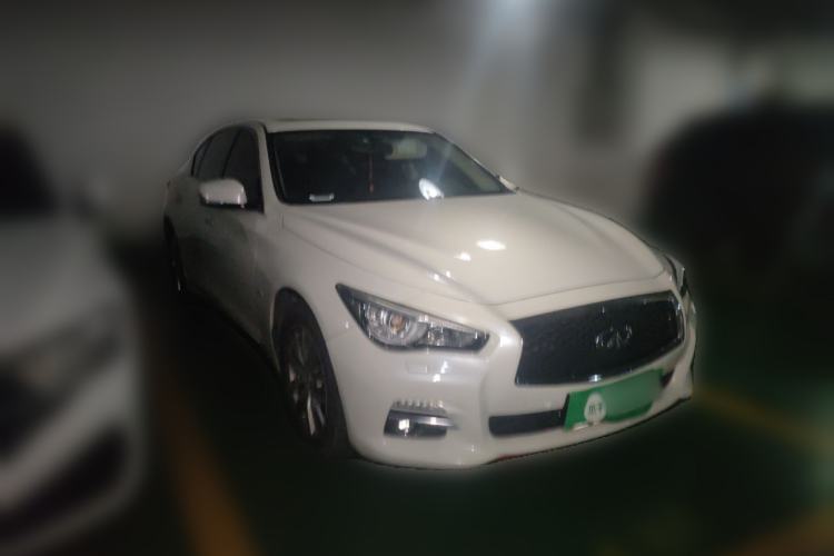 Used Infiniti Q50L 2015 2.0T Enjoyment Edition Front Right 45 Deg