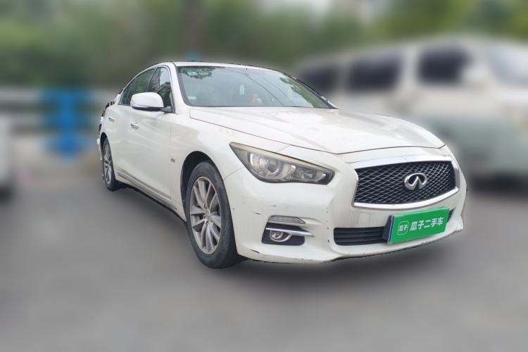 Used Infiniti Q50L 2015 2.0T Comfort Edition Front Right 45 Deg