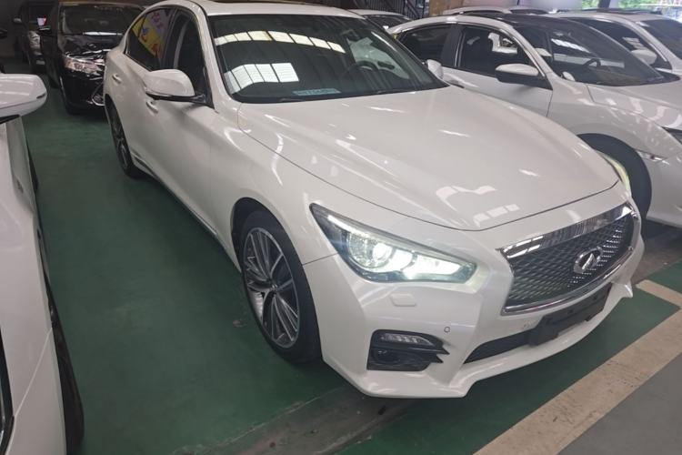 Used Infiniti Q50L 2015 2.0T Luxury Sport Edition Front Right 45 Deg
