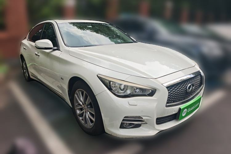 Used Infiniti Q50L 2015 2.0T Enjoyment Edition Front Right 45 Deg