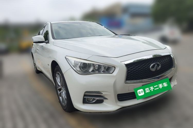Used Infiniti Q50L 2015 2.0T Comfort Edition Front Right 45 Deg