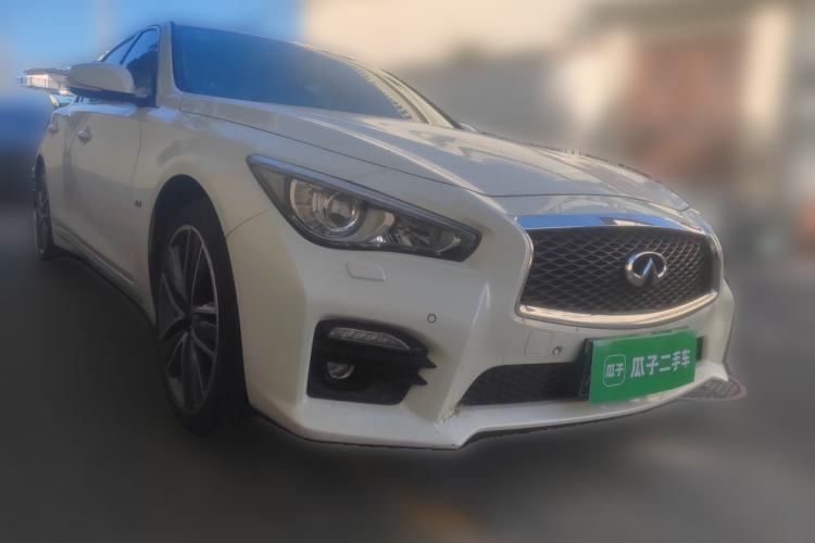 Used Infiniti Q50L 2015 2.0T Sport Edition Front Right 45 Deg