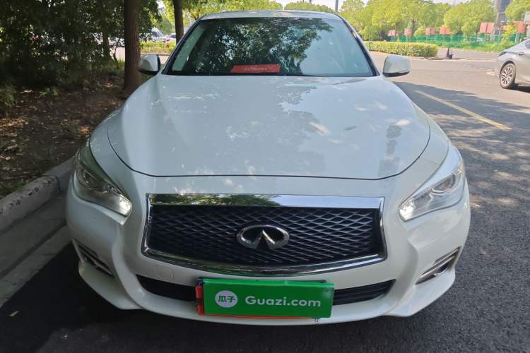 Used Infiniti Q50L 2015 2.0T Comfort Edition Front
