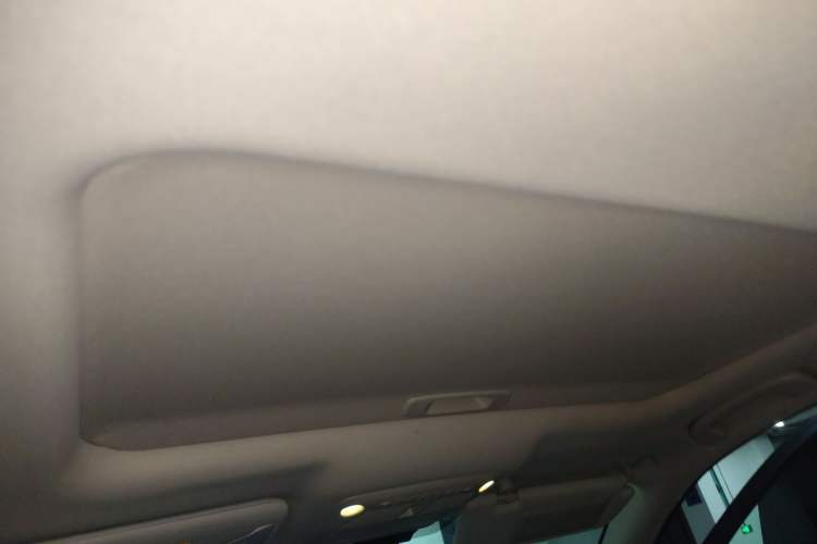 Used Infiniti Q50L 2015 2.0T Enjoyment Edition Headliner