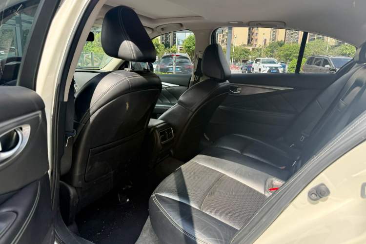 Used Infiniti Q50L 2015 2.0T Sport Edition Headliner