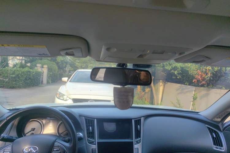 Used Infiniti Q50L 2015 2.0T Enjoyment Edition Headliner