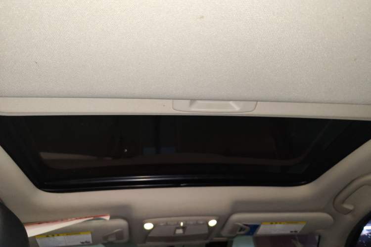 Used Infiniti Q50L 2015 2.0T Enjoyment Edition Headliner