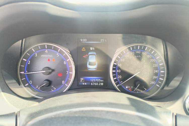 Used Infiniti Q50L 2015 2.0T Enjoyment Edition Instrument Cluster