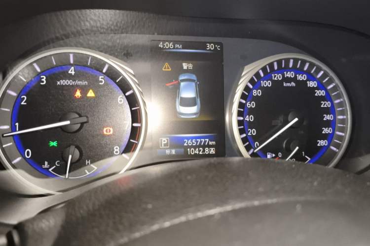 Used Infiniti Q50L 2015 2.0T Enjoyment Edition Instrument Cluster