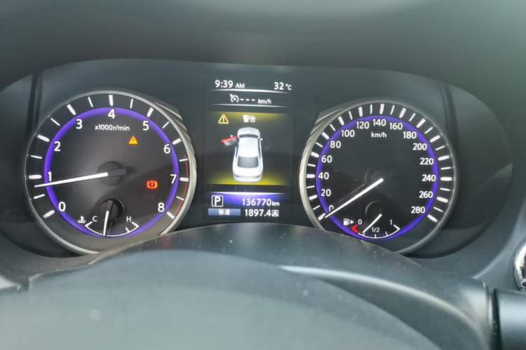 Used Infiniti Q50L 2015 2.0T Enjoyment Edition Instrument Cluster