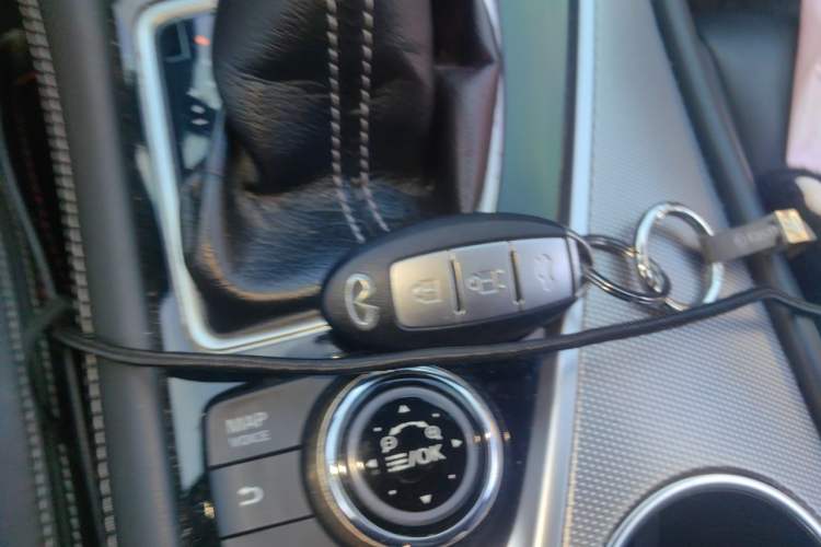 Used Infiniti Q50L 2015 2.0T Enjoyment Edition Interior 1