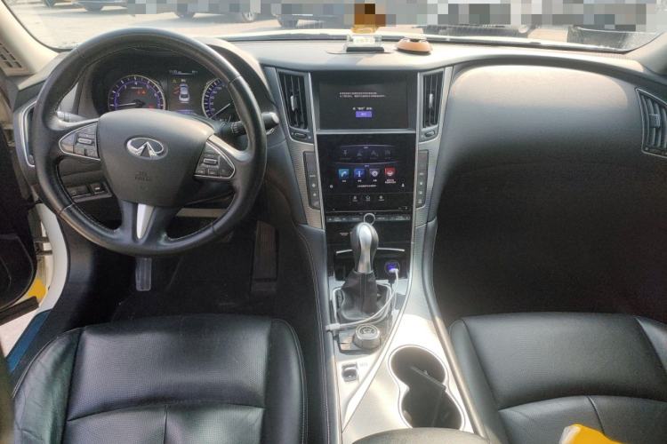 Used Infiniti Q50L 2015 2.0T Enjoyment Edition Interior 2