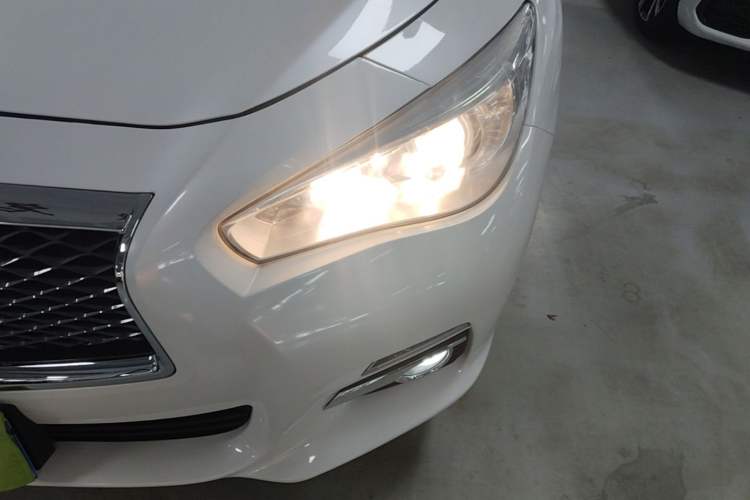 Used Infiniti Q50L 2015 2.0T Comfort Edition Left Front Headlight