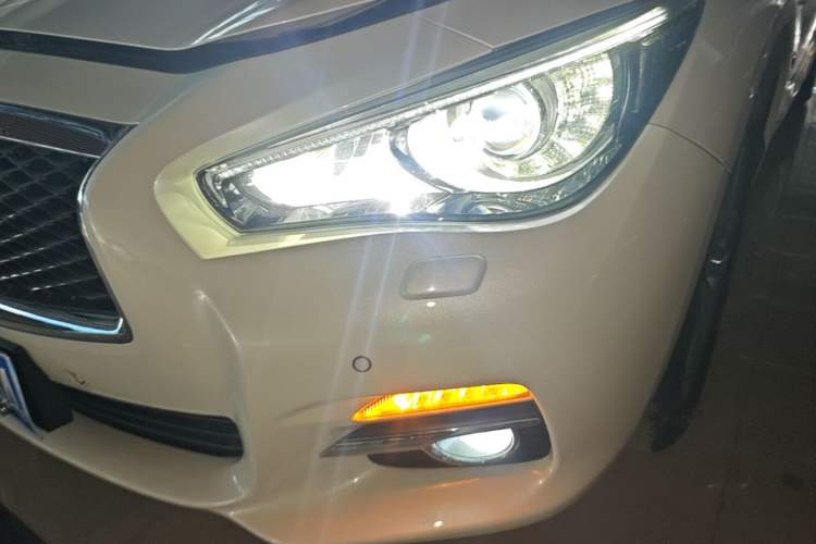 Used Infiniti Q50L 2015 2.0T Enjoyment Edition Left Front Headlight